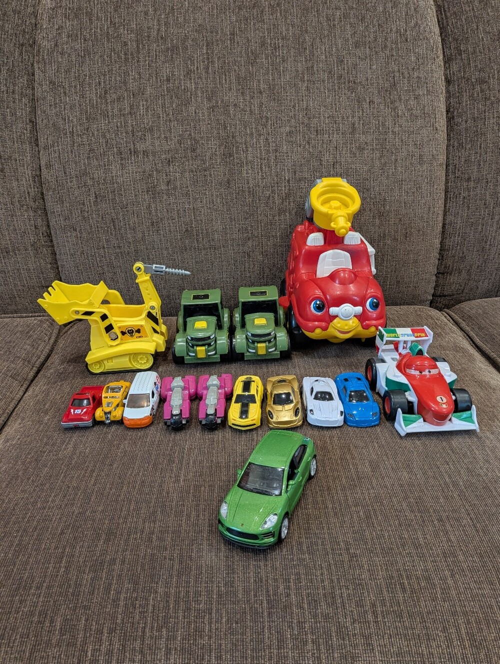 Toy Vehicle Lot (15 Total)